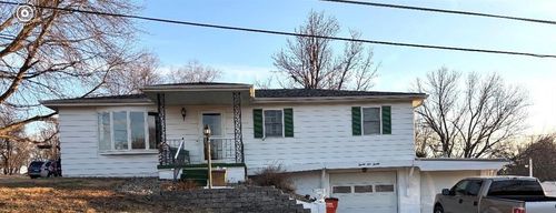 2520 Westminister Ln, Saint Joseph, MO, 64503-2222 | Card Image