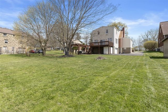 2707 Sherwood Rd, House other with 4 bedrooms, 3 bathrooms and 1 parking in Glenshaw PA | Image 34