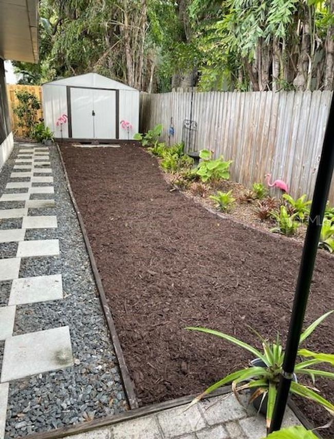 Fenced in yard | Image 25