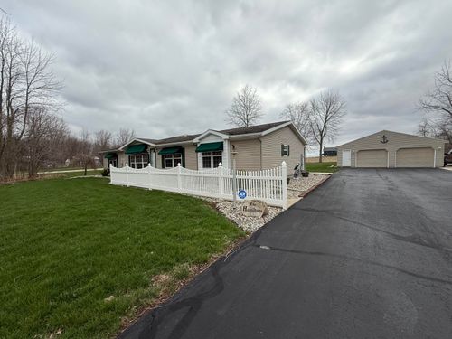 10526 Mercer Auglaize Co Lin Rd, Saint Marys, OH, 45885-9598 | Card Image