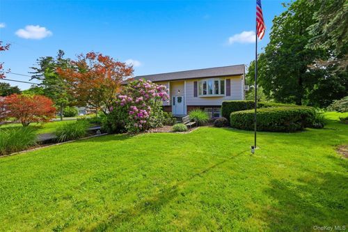 24 Beatty Rd, Wappingers Falls, NY, 12590-3602 | Card Image