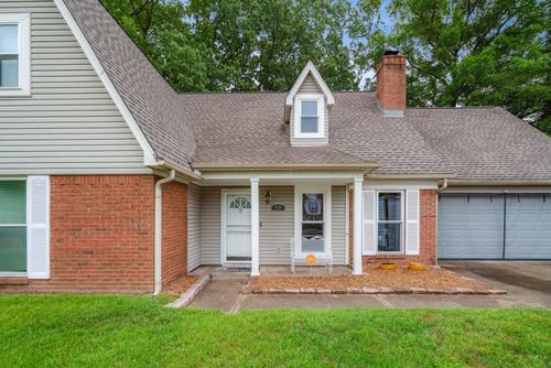 6184 Cherokee Dr, Olive Branch, MS, 38654-3223 | Card Image