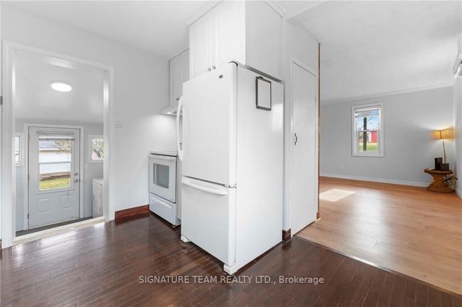 8 Main St, House other with 2 bedrooms, 1 bathrooms and 2 parking in Cobden ON | Image 18