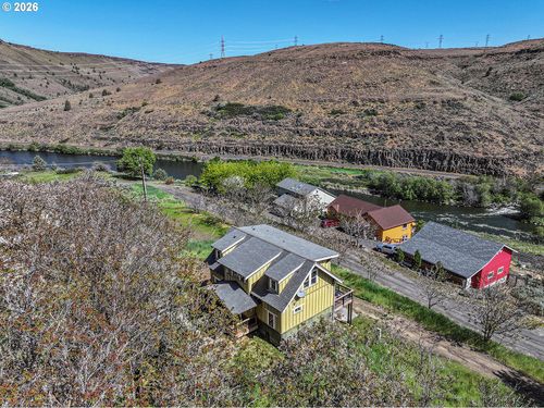 499 1st St, Maupin, OR, 97037-9250 | Card Image