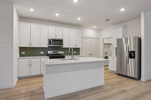 427 Dorothy Dr, Mckinney, TX, 75071-7287 | Card Image