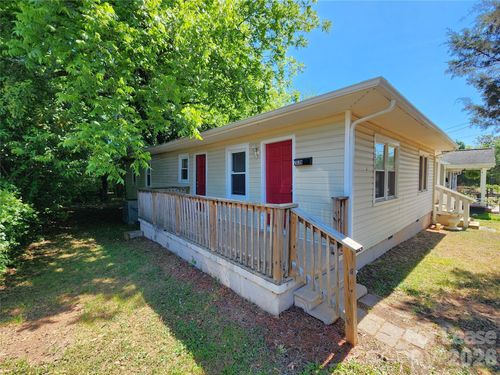 2036 Renner St, Charlotte, NC, 28216-5168 | Card Image
