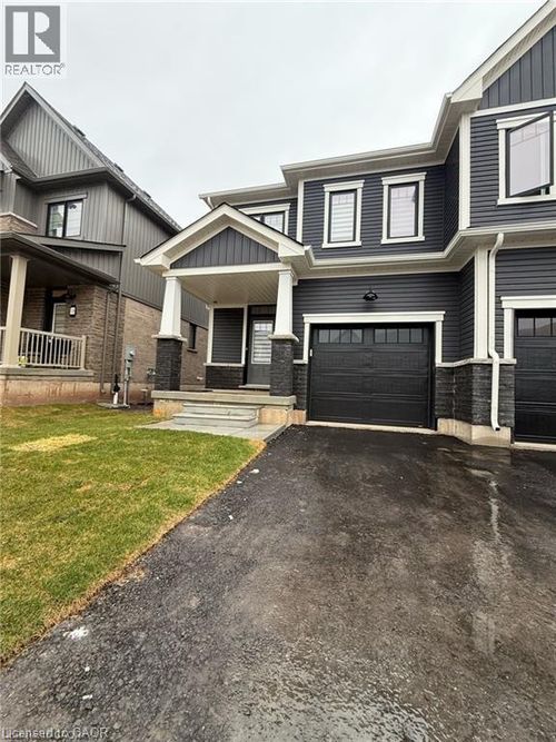 100 Masters Street, Welland, ON, L3B0N4 | Card Image