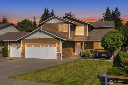 801 Darwins Way, Granite Falls, WA, 98252-8469 | Card Image
