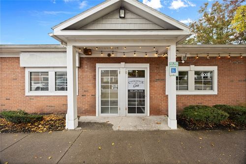 42 S Main St, Churchville, NY, 14428-9494 | Card Image