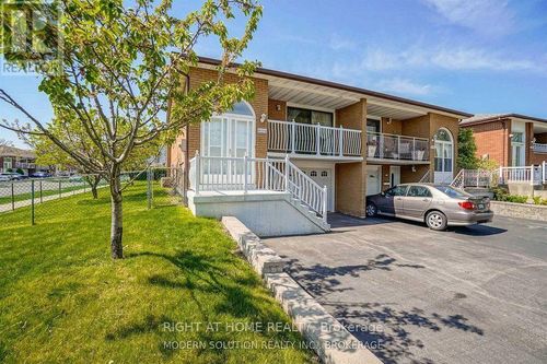4076 Woodington Dr, Mississauga, ON, L4Z1K3 | Card Image