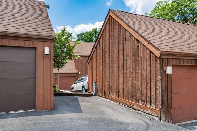 4958 Wintersong Ln, Condo with 2 bedrooms, 3 bathrooms and null parking in Westerville OH | Image 53