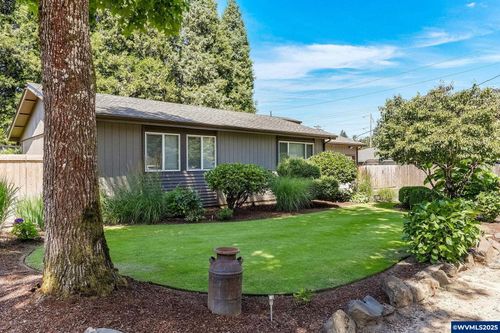 4041 Roselle Way Se, Salem, OR, 97302-5743 | Card Image