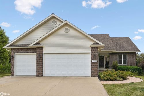 304 E Oak Cir, New Sharon, IA, 50207-9229 | Card Image