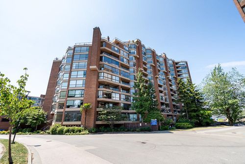 305-1450 Pennyfarthing Drive, Vancouver, BC, V6J4X8 | Card Image
