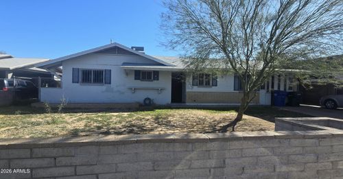 2217 W Wayland Rd, Phoenix, AZ, 85041-3752 | Card Image