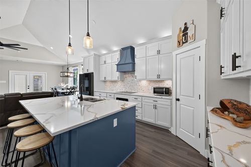 9116 Beckleycrest Avenue, Dallas, TX, 75232 | Card Image
