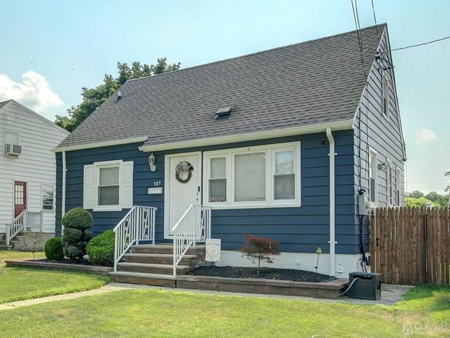 107 Miller Ave, House other with 3 bedrooms, 2 bathrooms and null parking in Sayreville NJ | Image 4