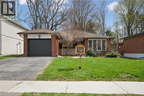 27 Silverspring Cres, Kitchener, ON, N2M4P1 | Card Image