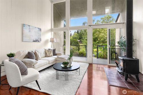 605-13832 Ne 66th St, Redmond, WA, 98052-9565 | Card Image