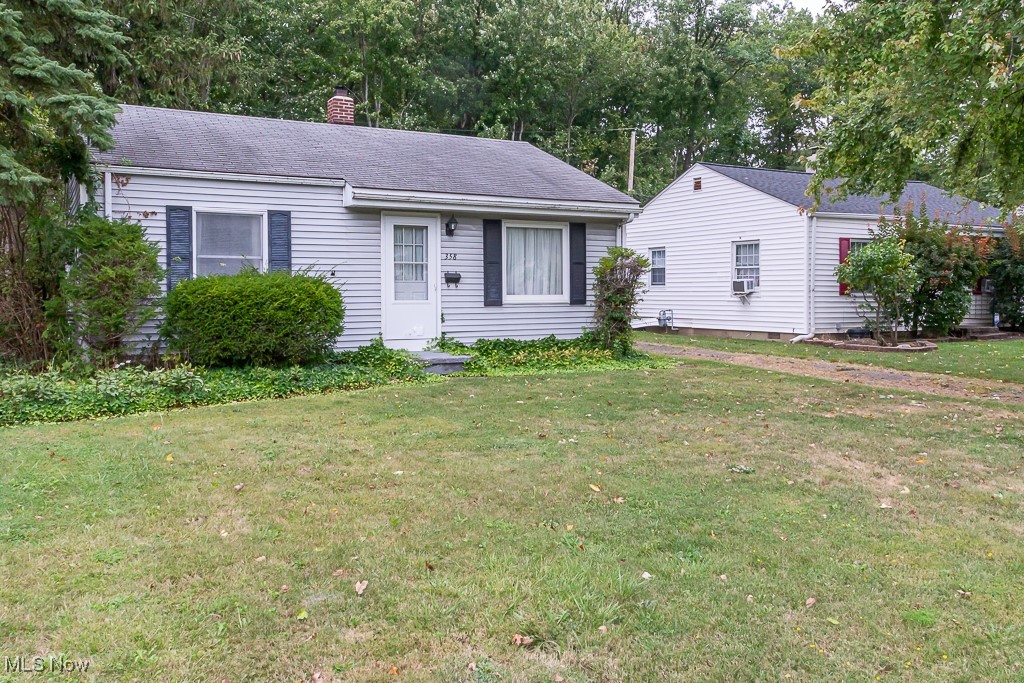 Dellwood Rd, Avon Lake, OH 44012