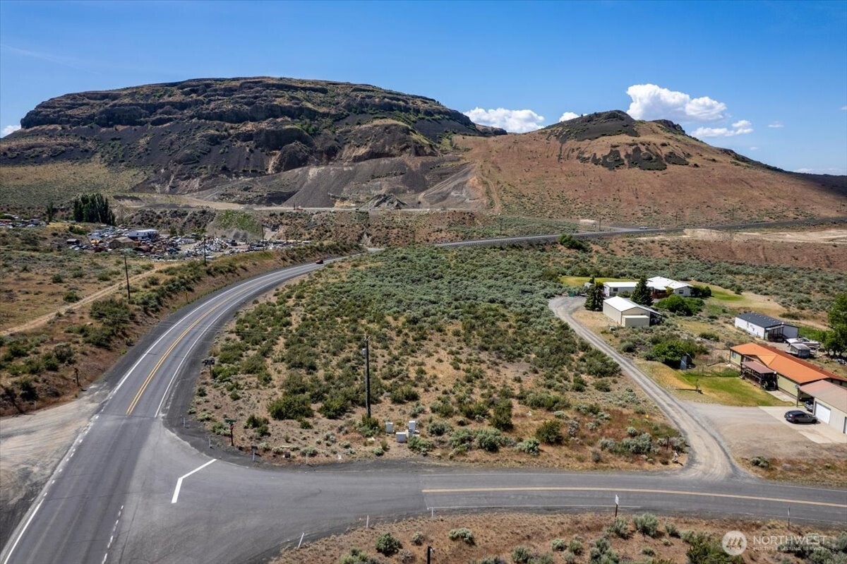 Land in Grand Coulee 3