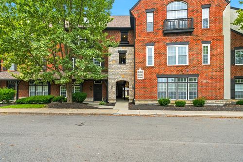 6045 Craughwell Ln, Dublin, OH, 43017-3466 | Card Image