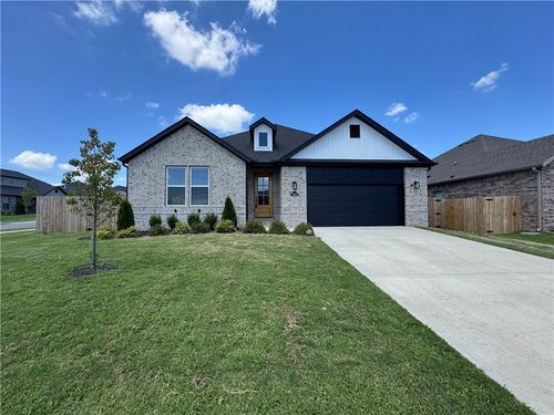 7306 Sw Basswood Ave, Bentonville, AR, 72713-5223 | Card Image
