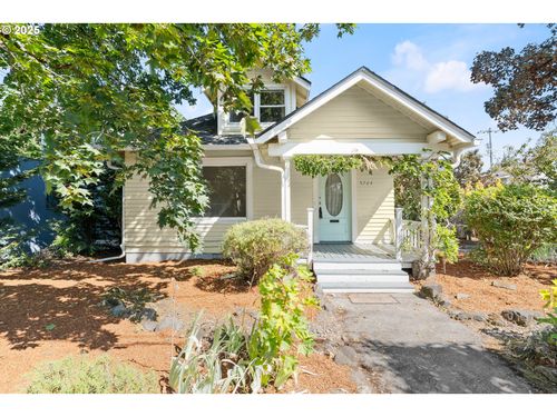 5704 N Greeley Ave, Portland, OR, 97217-4144 | Card Image