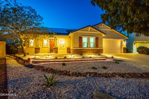 42715 Raywood Dr, Lancaster, CA, 93536-7437 | Card Image