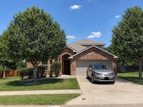 225 Woodhaven Trl, Mcgregor, TX, 76657-4135 | Card Image