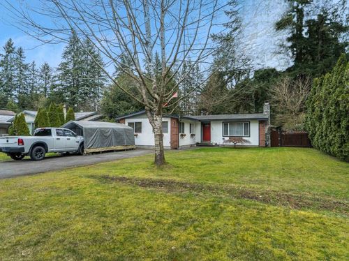 3682 207b Street, Langley, BC, V3A2G4 | Card Image
