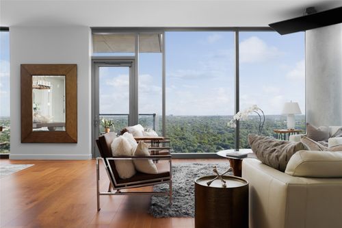 2701-44 East Ave, Austin, TX, 78701 | Card Image