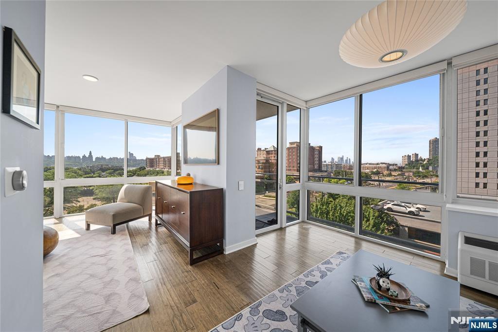 Residential in Edgewater 5