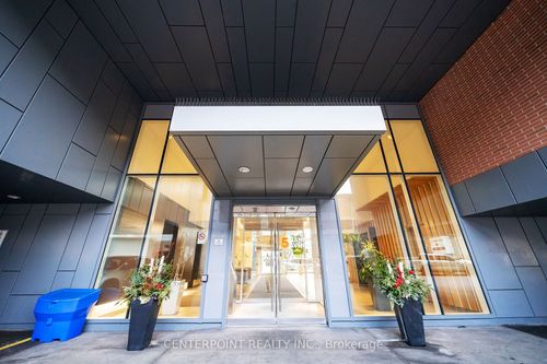 448-5 Hanna Ave, Toronto, ON, M6K0B3 | Card Image