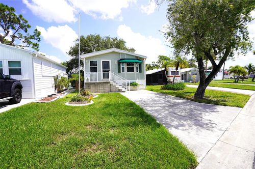 125 Brookshire Dr, NOKOMIS, FL, 34275-1889 | Card Image