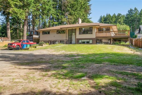 5831 Hammond Bay Rd, Nanaimo, BC, V9T5N3 | Card Image