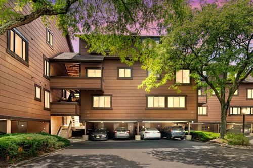 261 Sunset Ky, Secaucus, NJ, 07094-2213 | Card Image