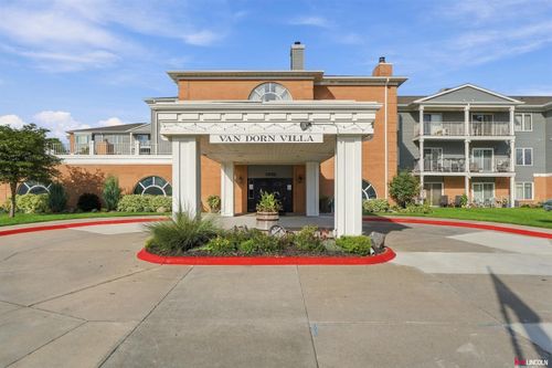 423-3001 S 51st Street Ct, Lincoln, NE, 68506-3484 | Card Image
