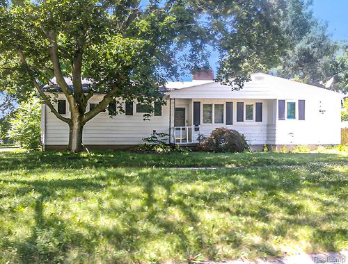 433 Crestview St, Flushing, MI, 48433-1464 | Card Image