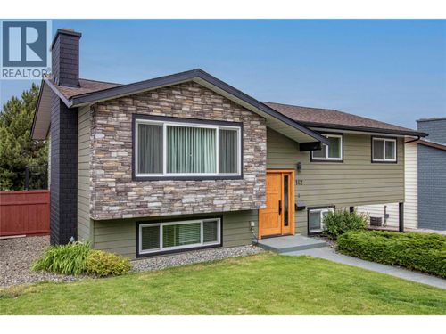 142 Cleland Dr, Penticton, BC, V2A7G9 | Card Image