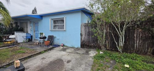 3522 Nw 193rd St, Miami Gardens, FL, 33056-2224 | Card Image