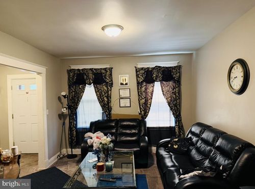 3968 Dolfield Ave, BALTIMORE, MD, 21215-5600 | Card Image