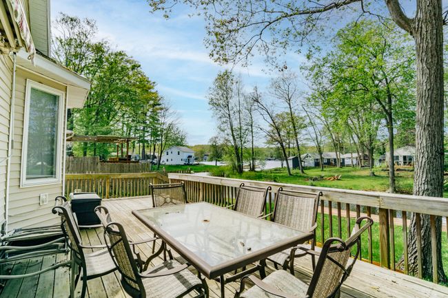 Back deck | Image 31