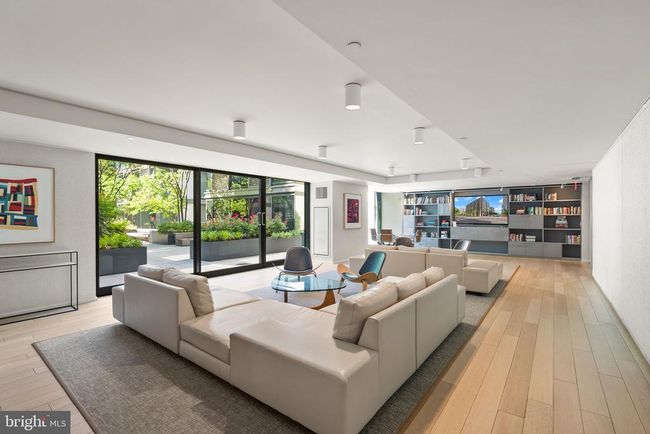 APT-810 - 925 H St Nw, Condo with 2 bedrooms, 3 bathrooms and null parking in WASHINGTON DC | Image 41