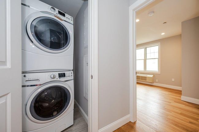 APT-204 - 661 W Broadway, Condo with 3 bedrooms, 2 bathrooms and null parking in Long Beach NY | Image 21