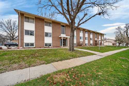 3-4210 62nd St, Urbandale, IA, 50322-2850 | Card Image