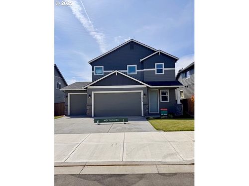 705-16644 Se Odell Lake Ln, Happy Valley, OR, 97086-2402 | Card Image