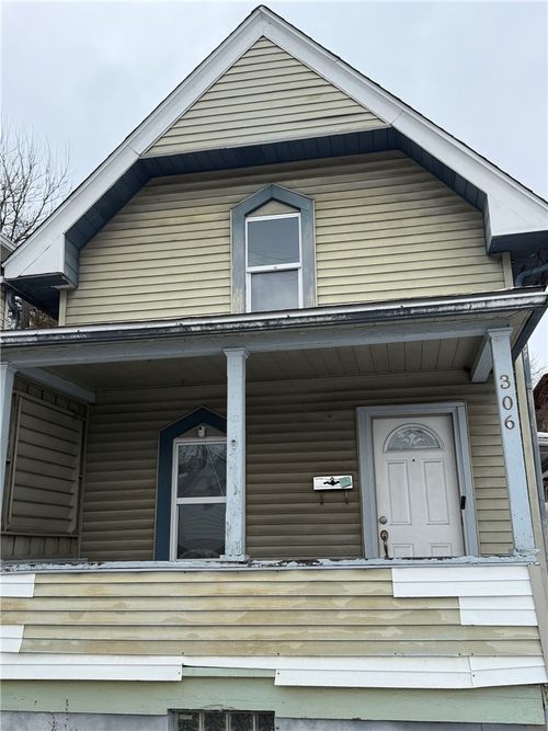 306 Laredo St, Mckeesport, PA, 15133-3416 | Card Image
