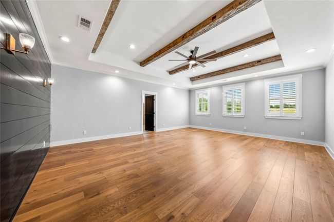 8300 Spicewood Springs Rd, House other with 4 bedrooms, 4 bathrooms and null parking in China Spring TX | Image 8