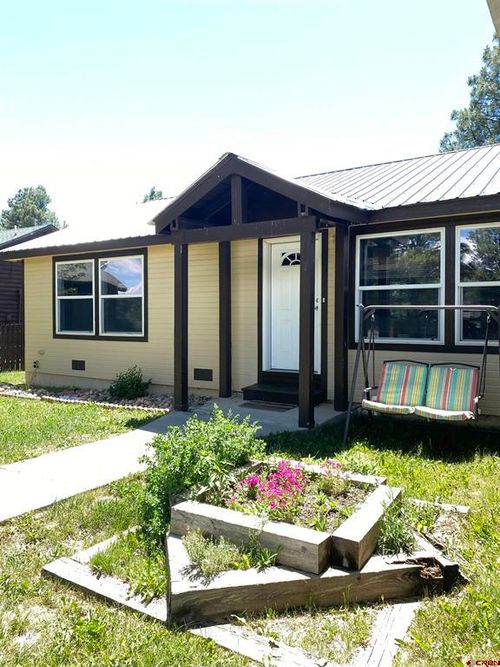 80 Woodsman Dr, Pagosa Springs, CO, 81147-8742 | Card Image